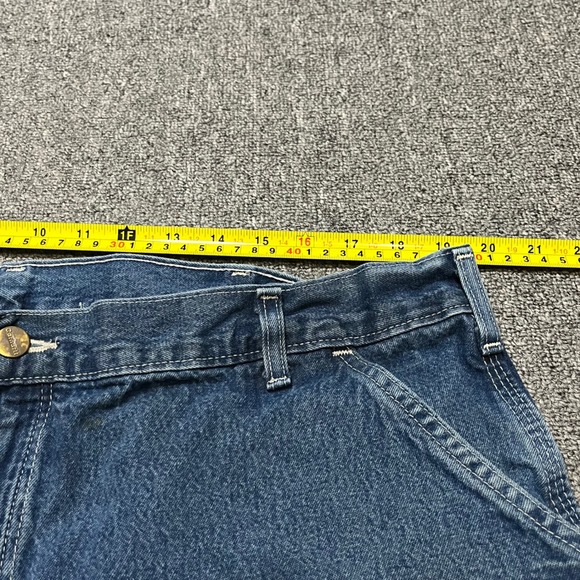 Vintage Carhartt B28 DST Denim Carpenter Shorts Blue Size 42 Workwear Utility - Picture 3 of 8